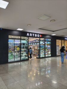 釜山駅の雑貨屋さん